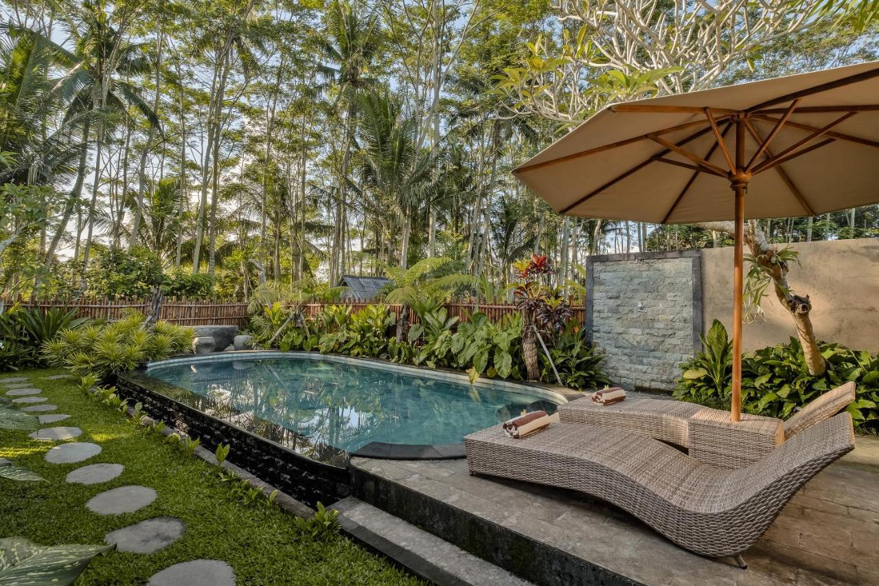 Ratni Ubud Villa Exterior photo