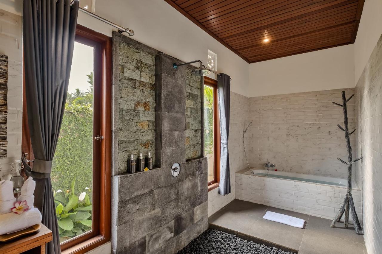Ratni Ubud Villa Exterior photo